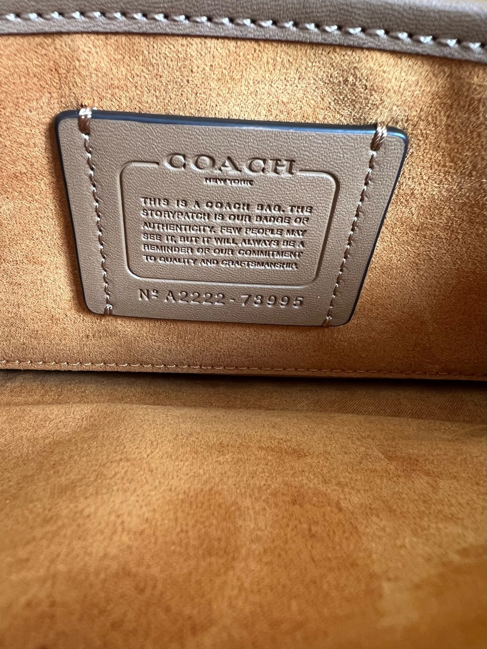 NWT COACH Leather TABBY 26 SHOULDER BAG IN CHALK - Picture 8 of 13